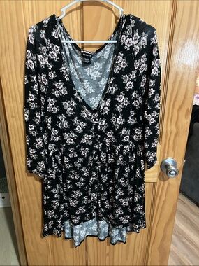 Torrid Black Floral V-Neck Babydoll Top  with Pale Pink Blooms